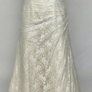 Plus size wedding dress